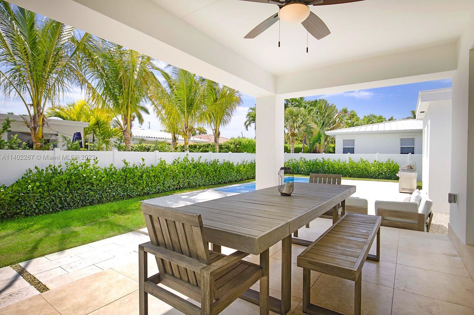 ALTOS DEL MAR NO 4 - Residential