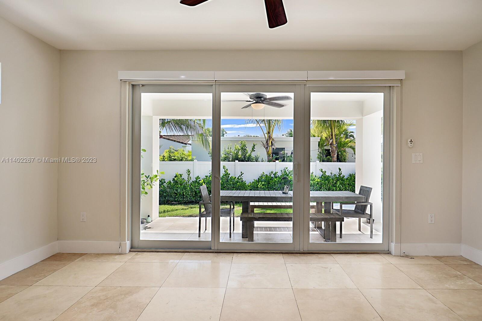 ALTOS DEL MAR NO 4 - Residential