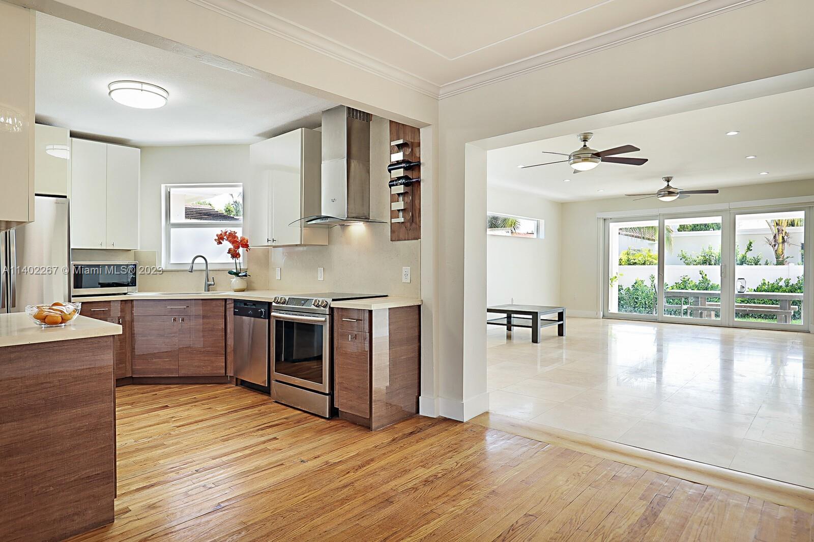 ALTOS DEL MAR NO 4 - Residential