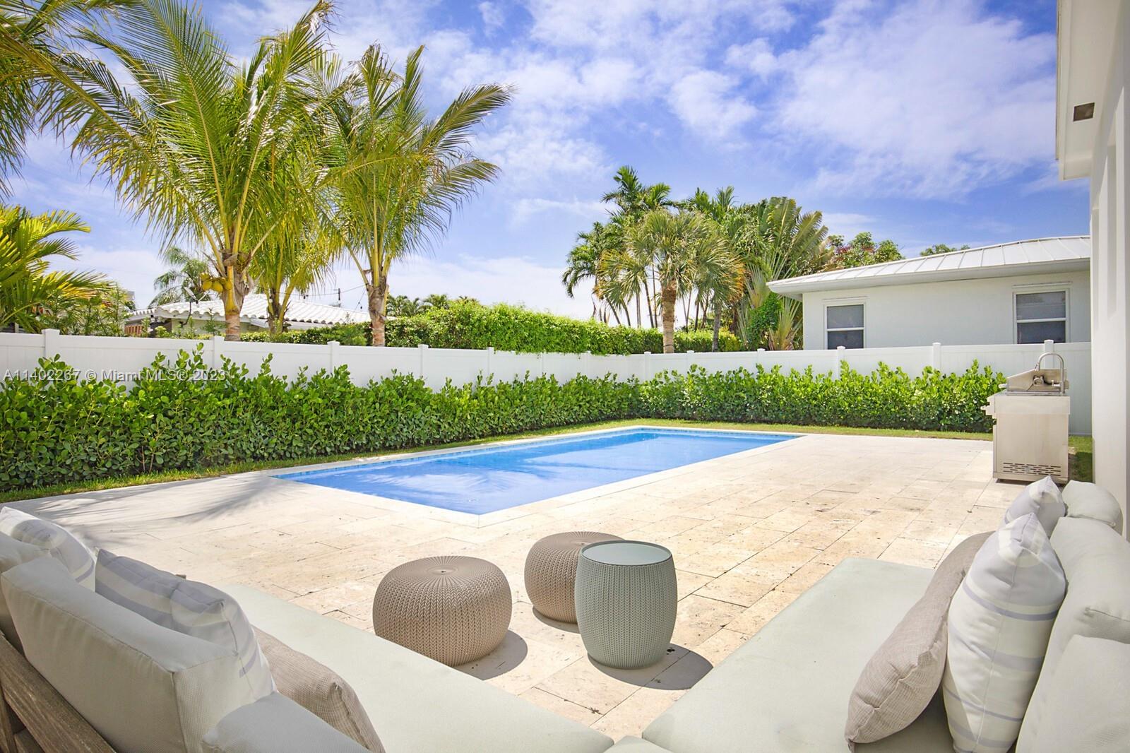 ALTOS DEL MAR NO 4 - Residential