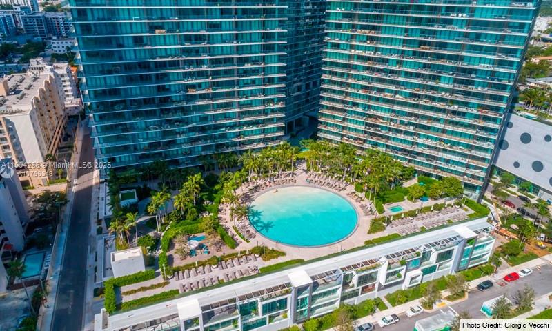 PARAISO BAY CONDO - Residential Lease