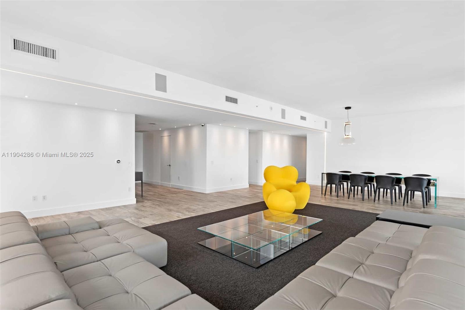 PARAISO BAY CONDO - Residential Lease