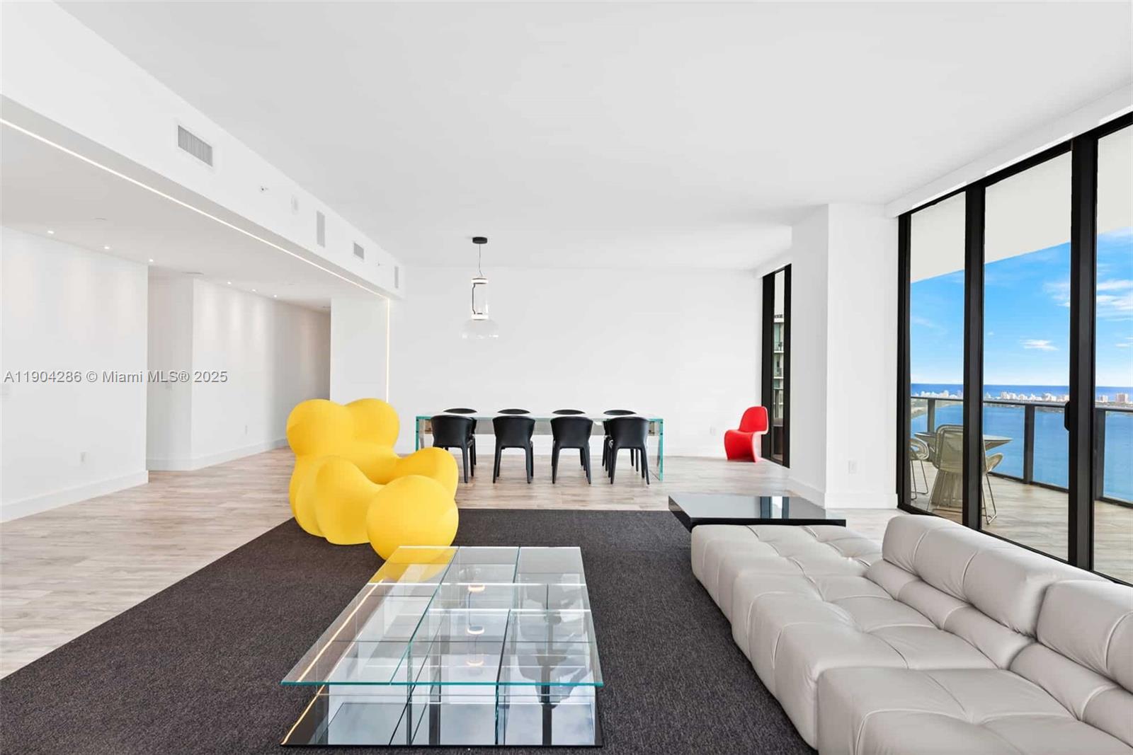 PARAISO BAY CONDO - Residential Lease