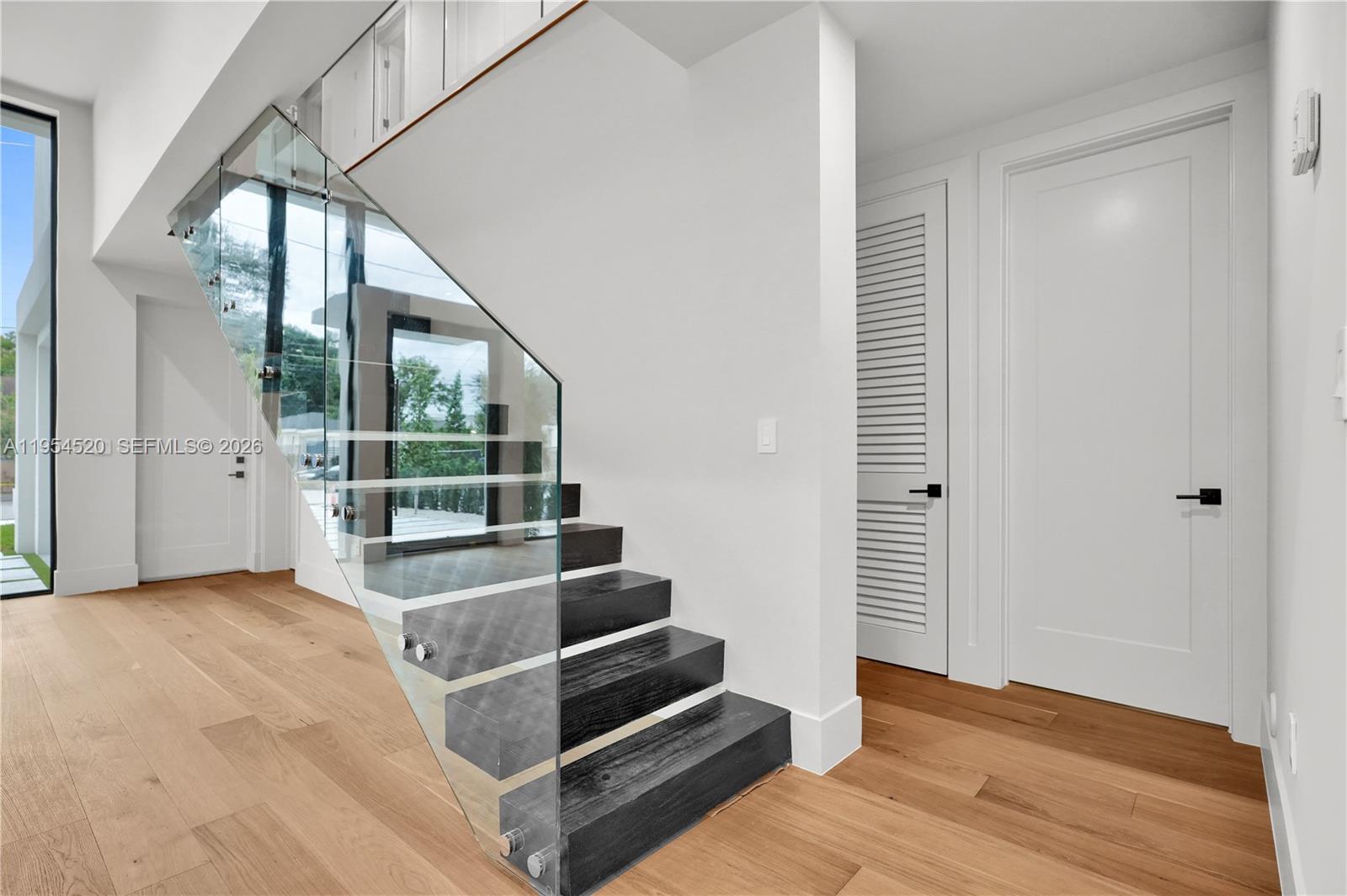 COLUMBIA PARK CORR PL - Residential