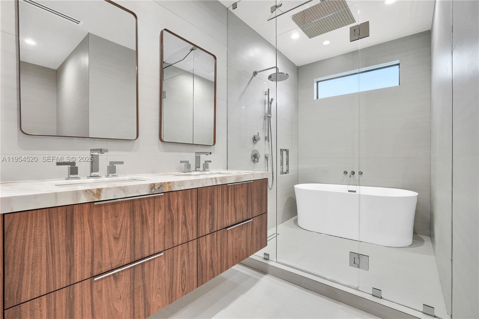 COLUMBIA PARK CORR PL - Residential