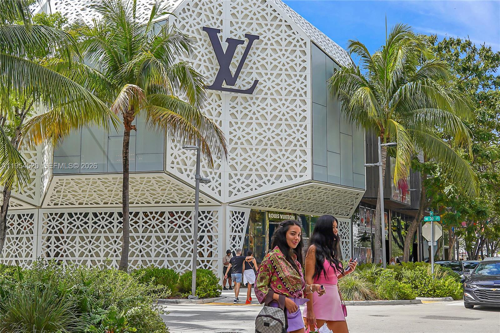 COLUMBIA PARK CORR PL - Residential