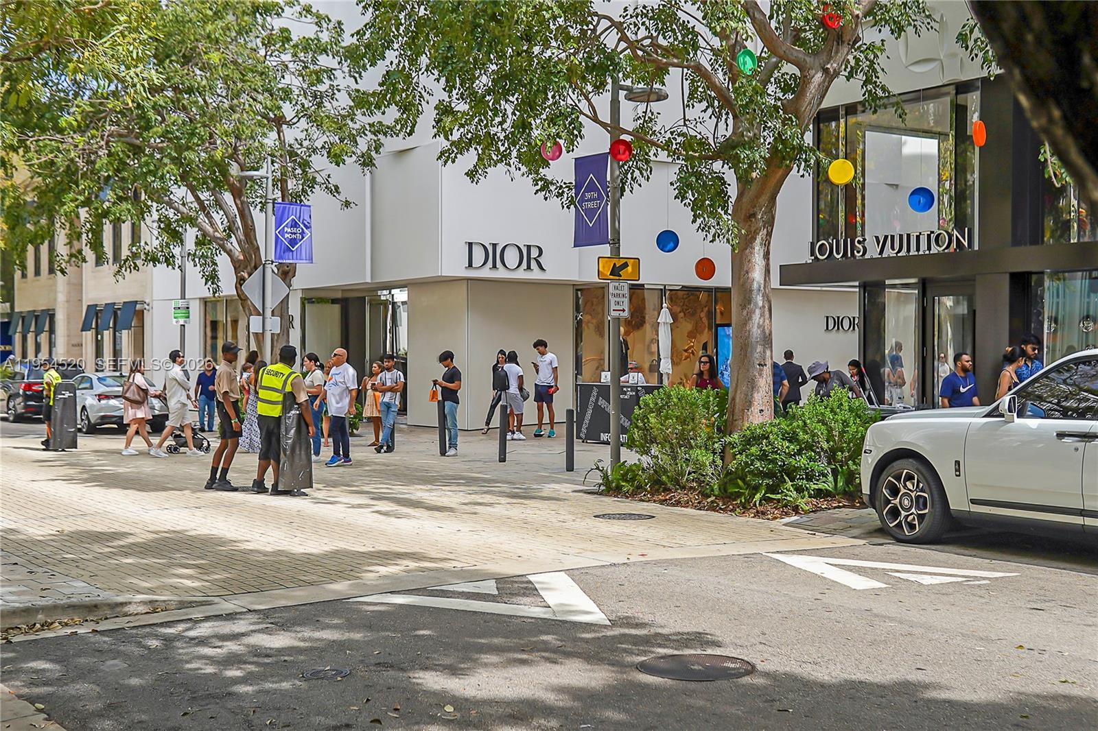 COLUMBIA PARK CORR PL - Residential