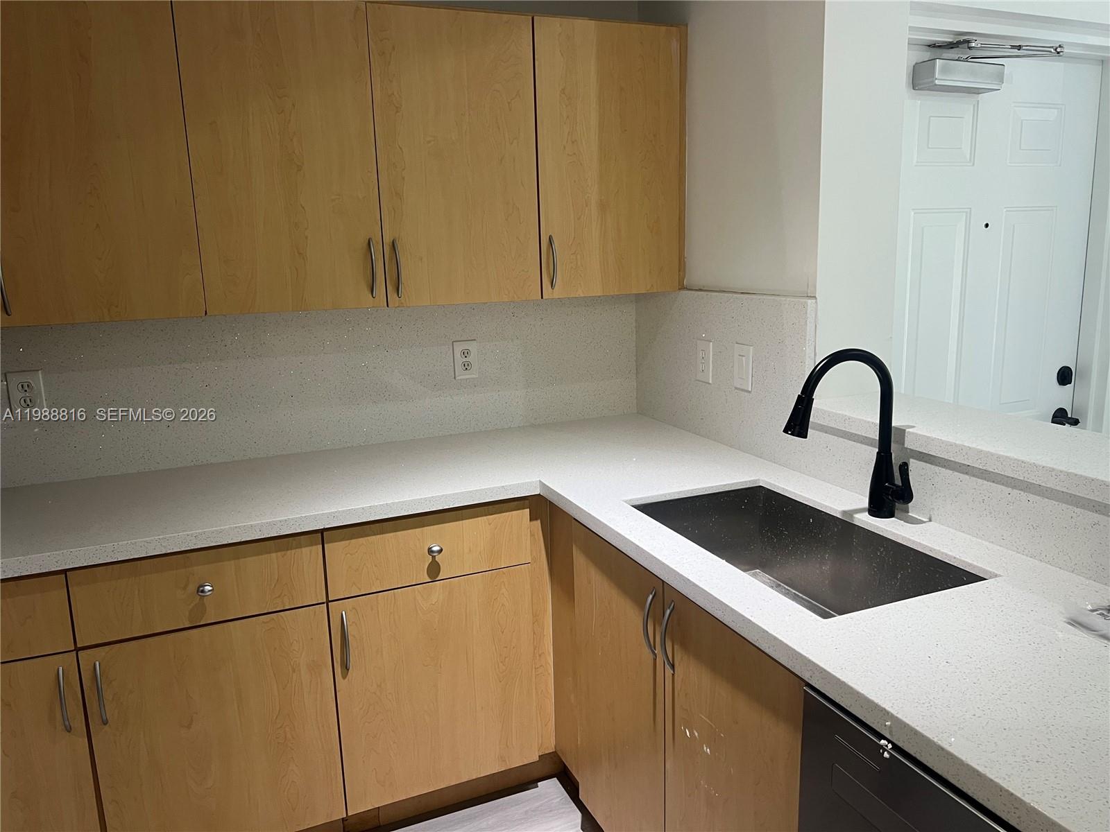 THE COURTS AT DORAL ISLES - Residential Lease