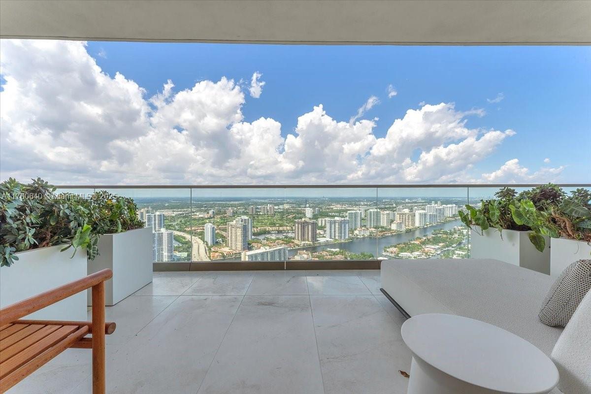 18975 COLLINS CONDO - Residential Lease