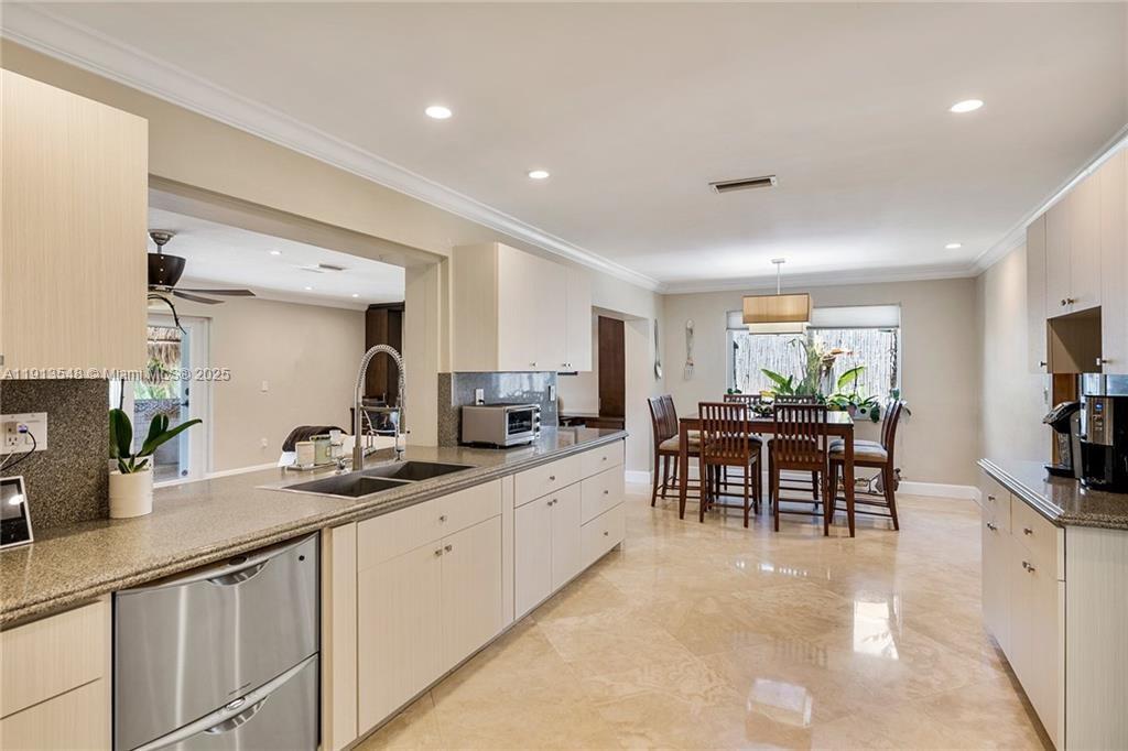 HIGHLAND LAKES EAST - Residential