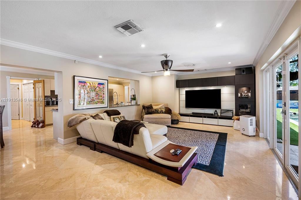 HIGHLAND LAKES EAST - Residential