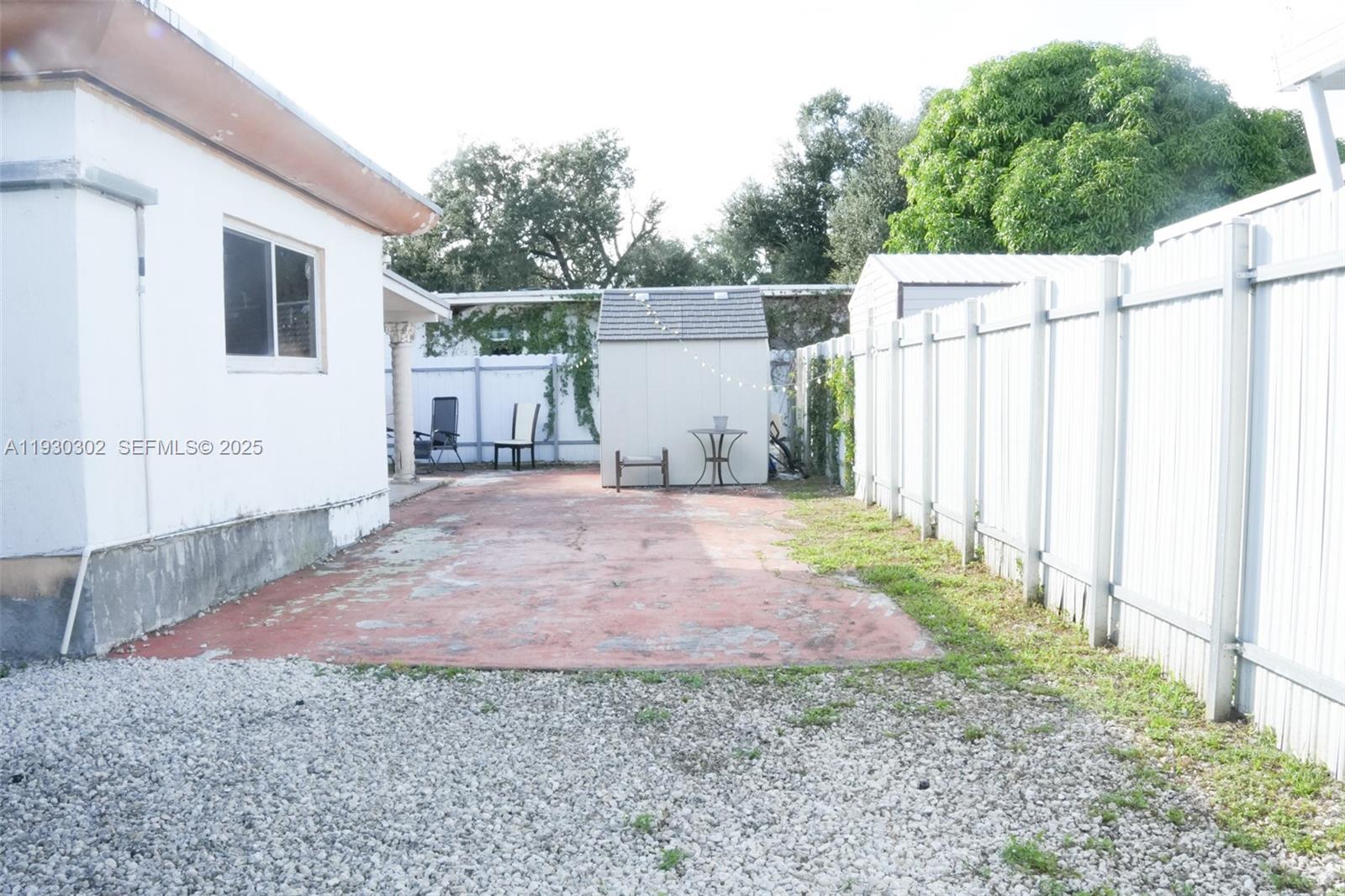 THE TROPICS AMD - Residential