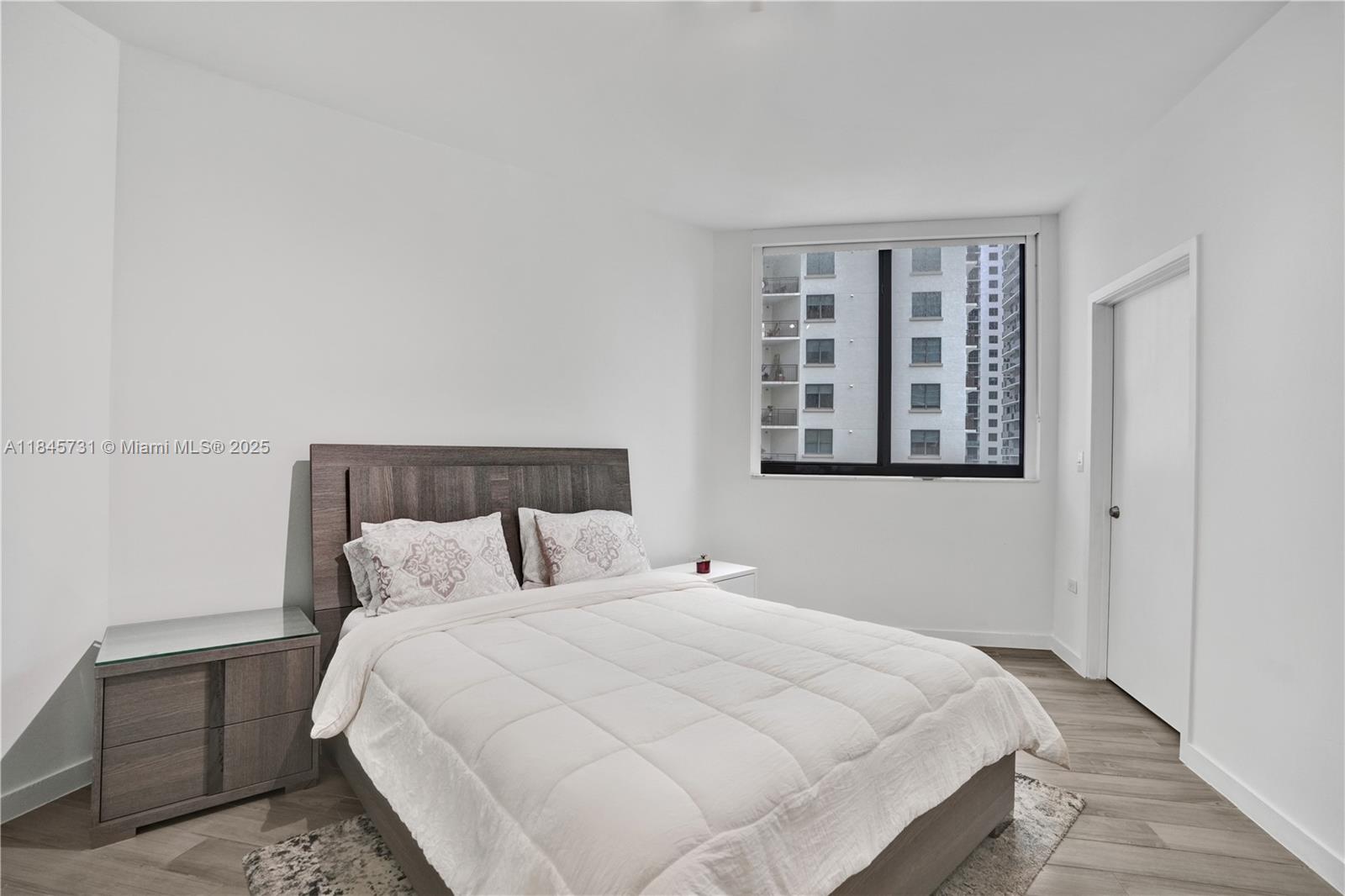 NINE AT MARY BRICKELL VIL - Residential