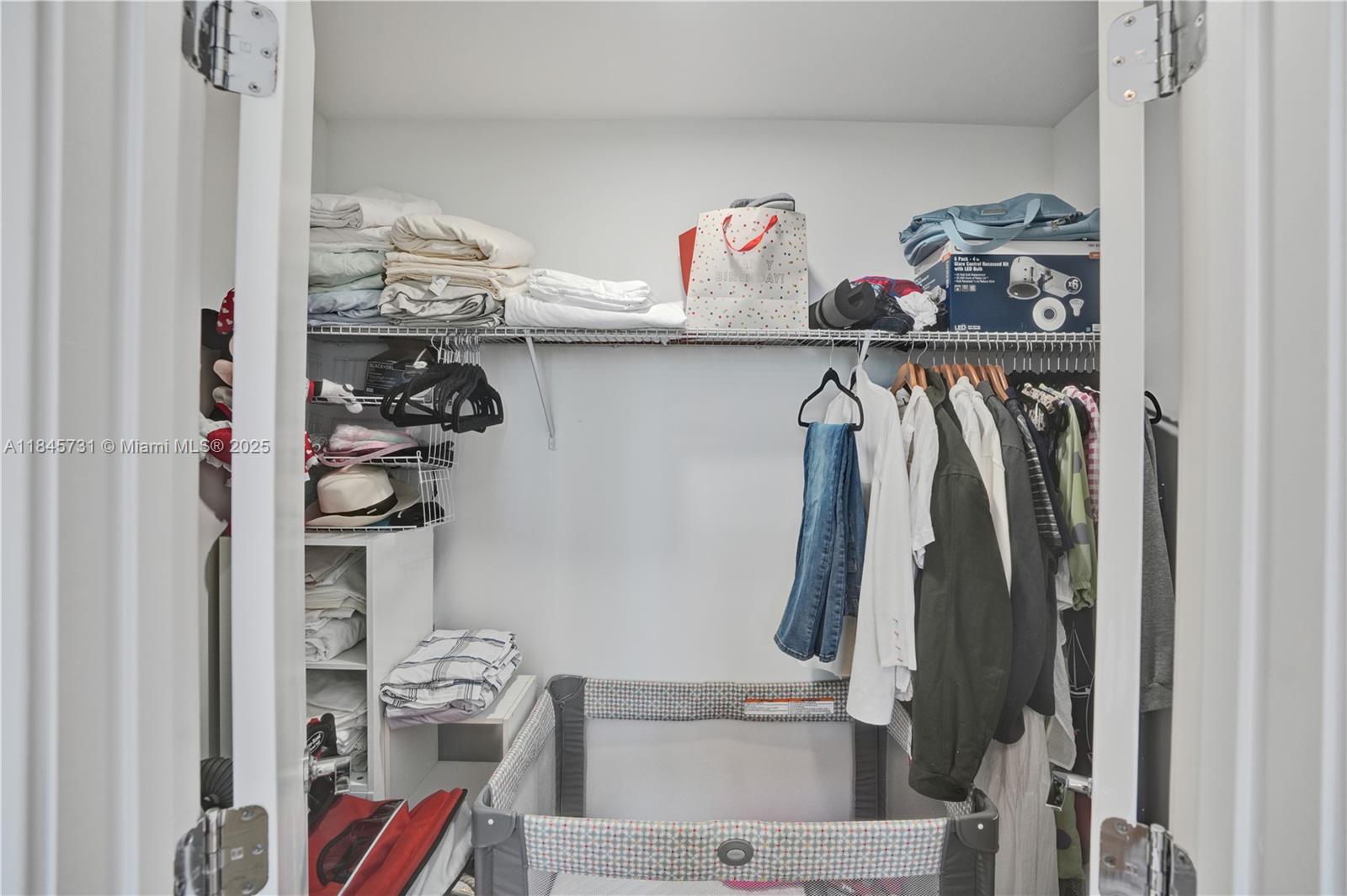 NINE AT MARY BRICKELL VIL - Residential