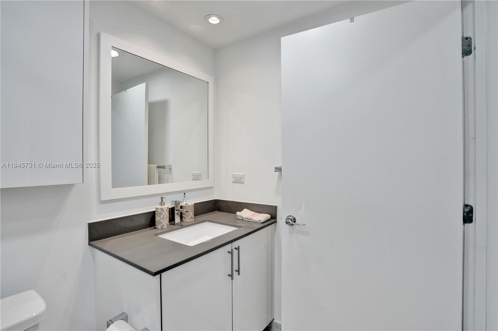 NINE AT MARY BRICKELL VIL - Residential