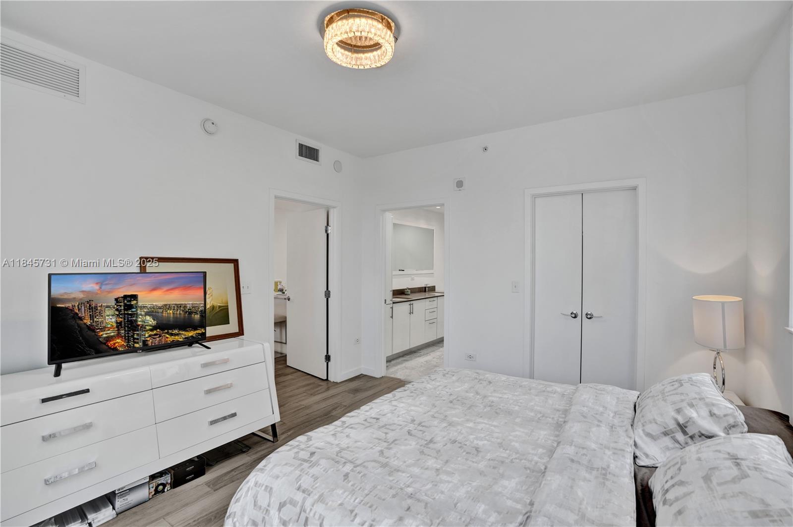 NINE AT MARY BRICKELL VIL - Residential