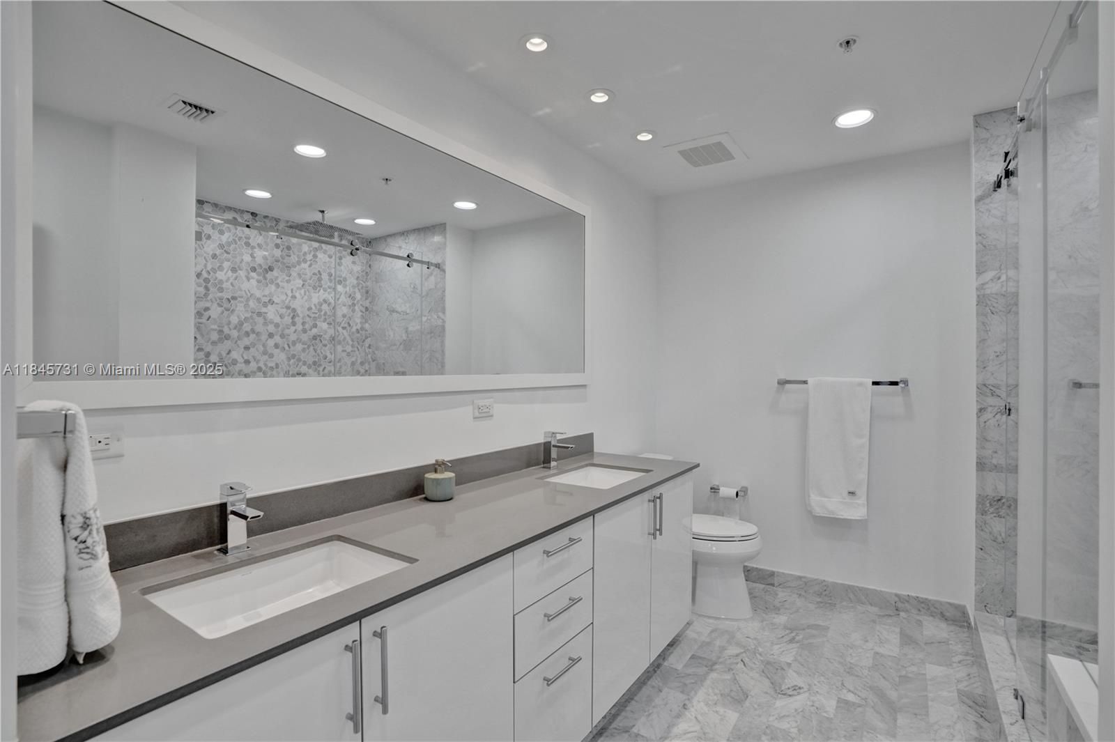 NINE AT MARY BRICKELL VIL - Residential