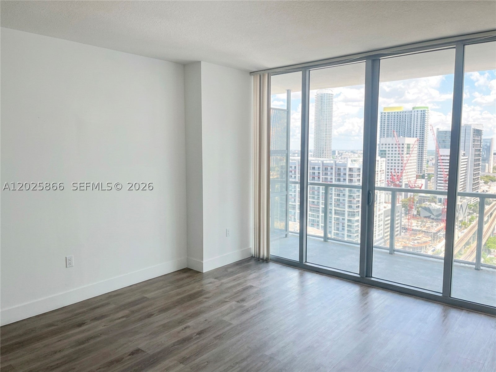 79 SW 12 ST 2911-S