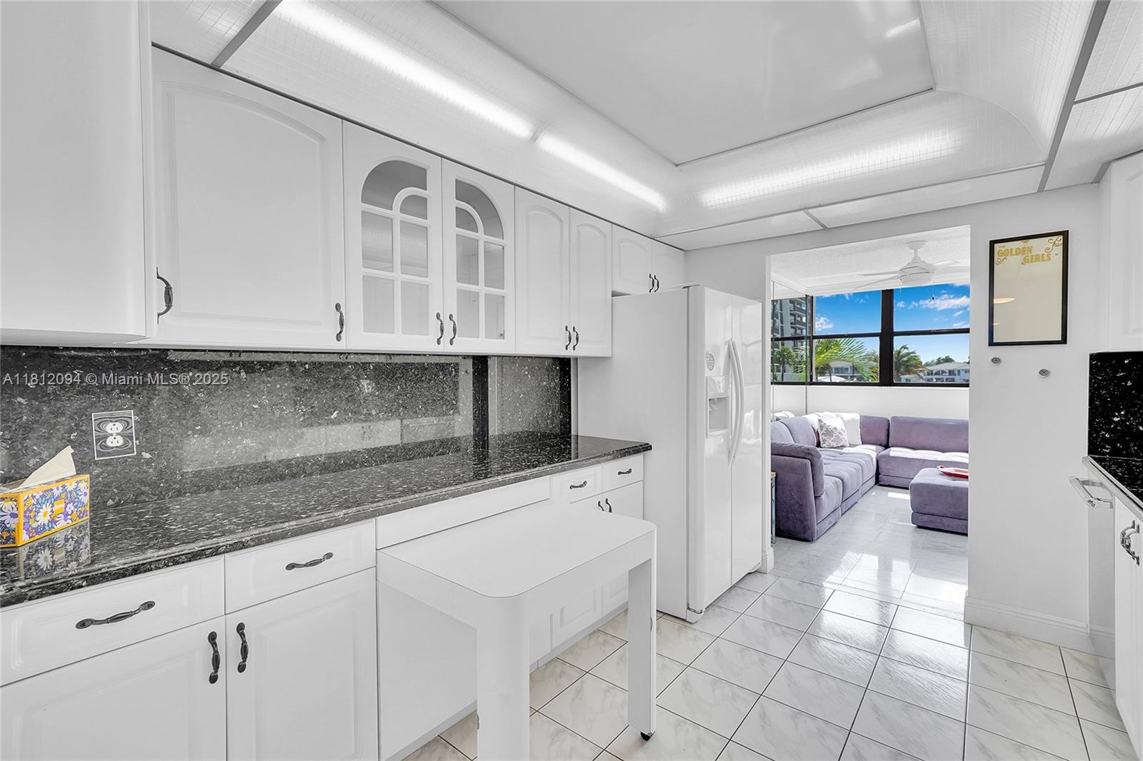 AVANT GARDE CONDO - Residential