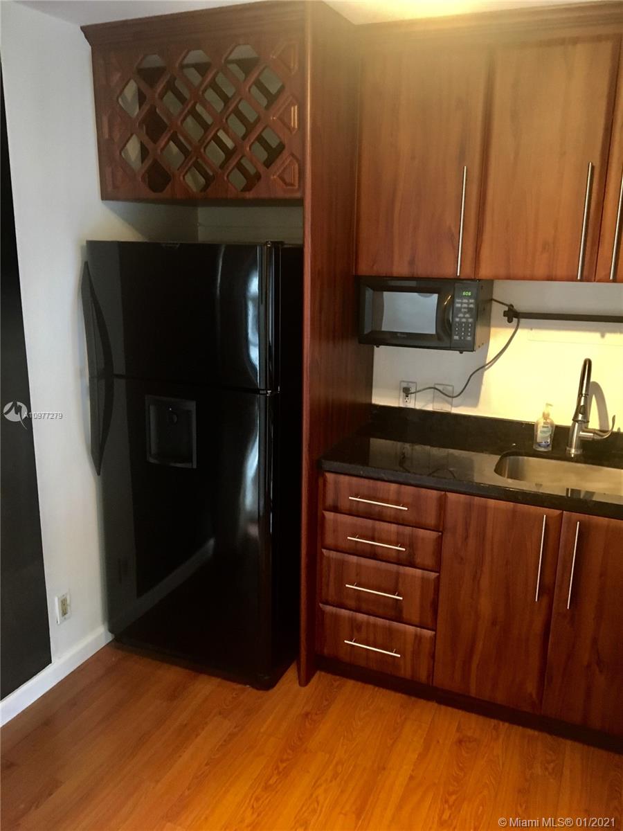BRAVURA II CONDO - Residential Lease