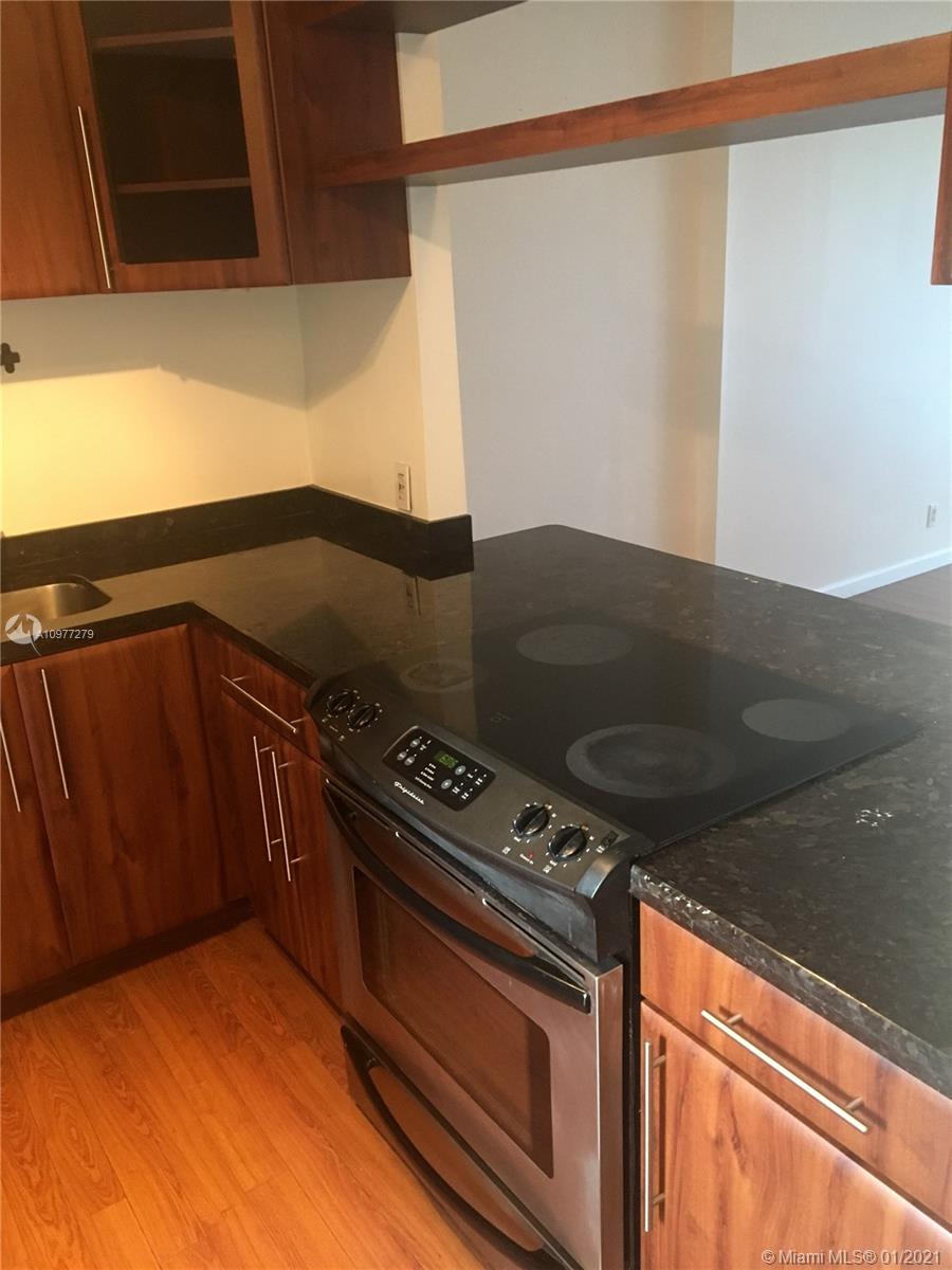 BRAVURA II CONDO - Residential Lease