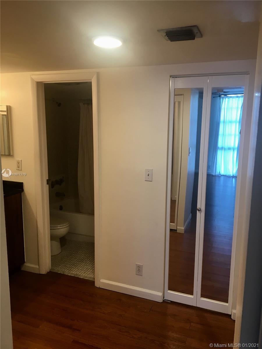 BRAVURA II CONDO - Residential Lease
