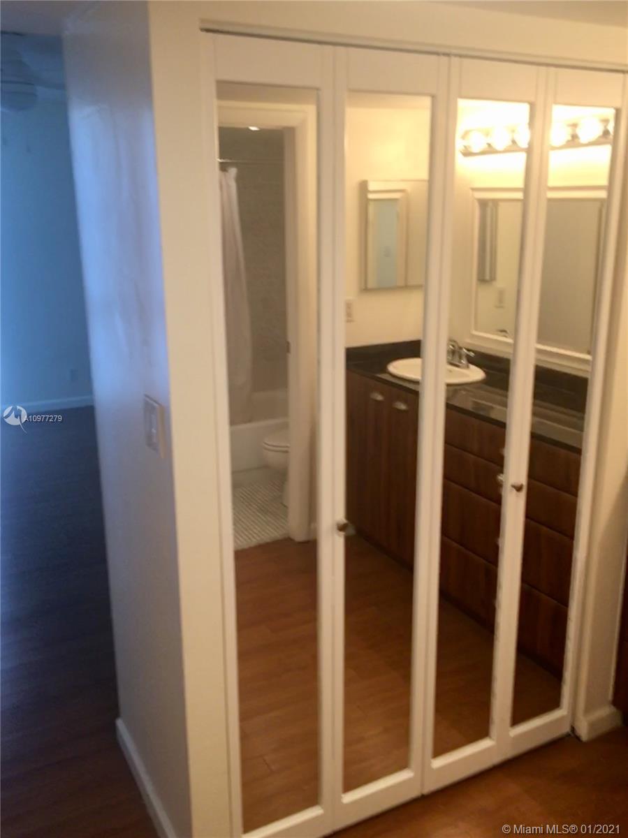 BRAVURA II CONDO - Residential Lease