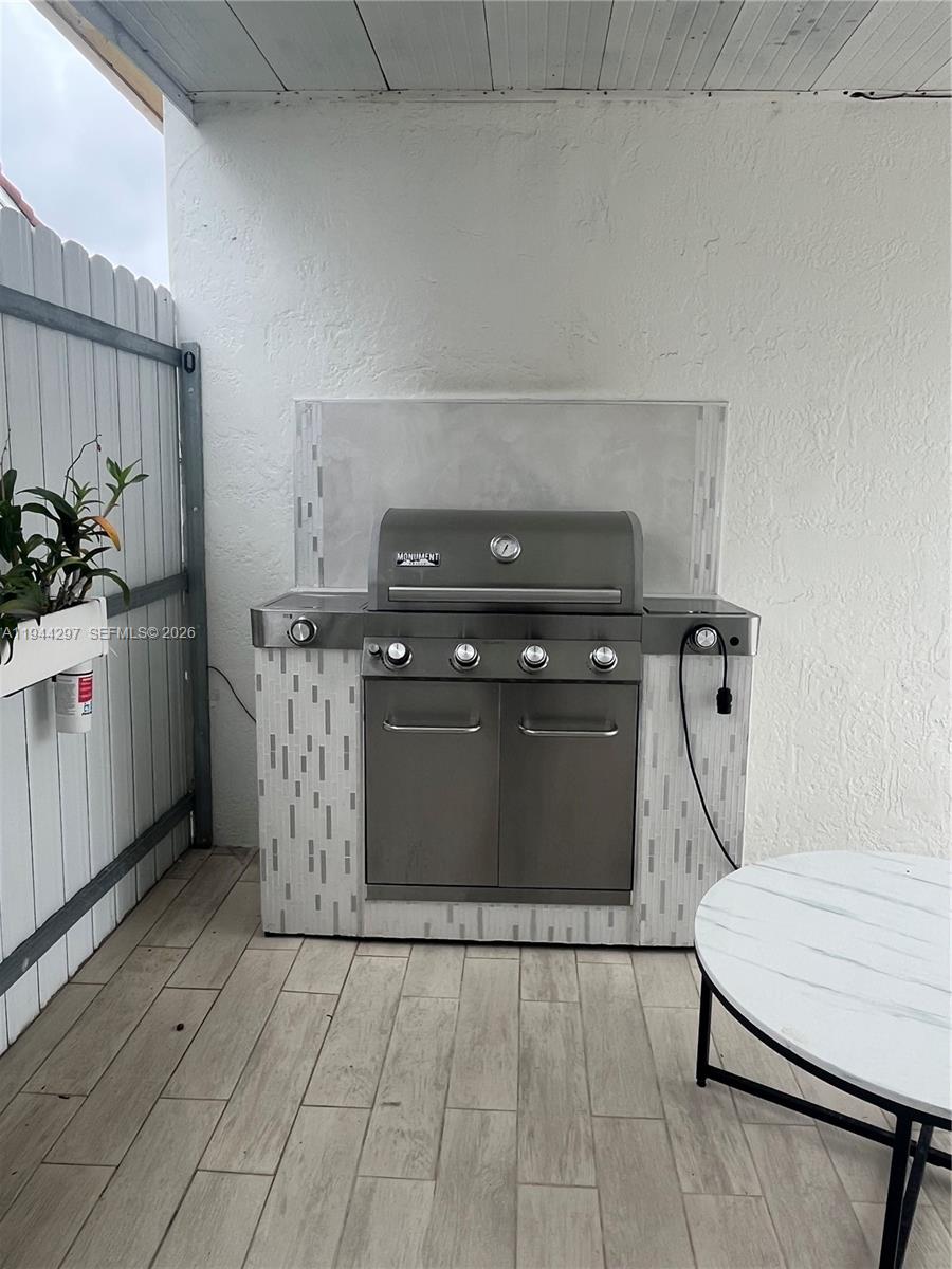 ARISTOTLE SUB PHASE IV - Residential