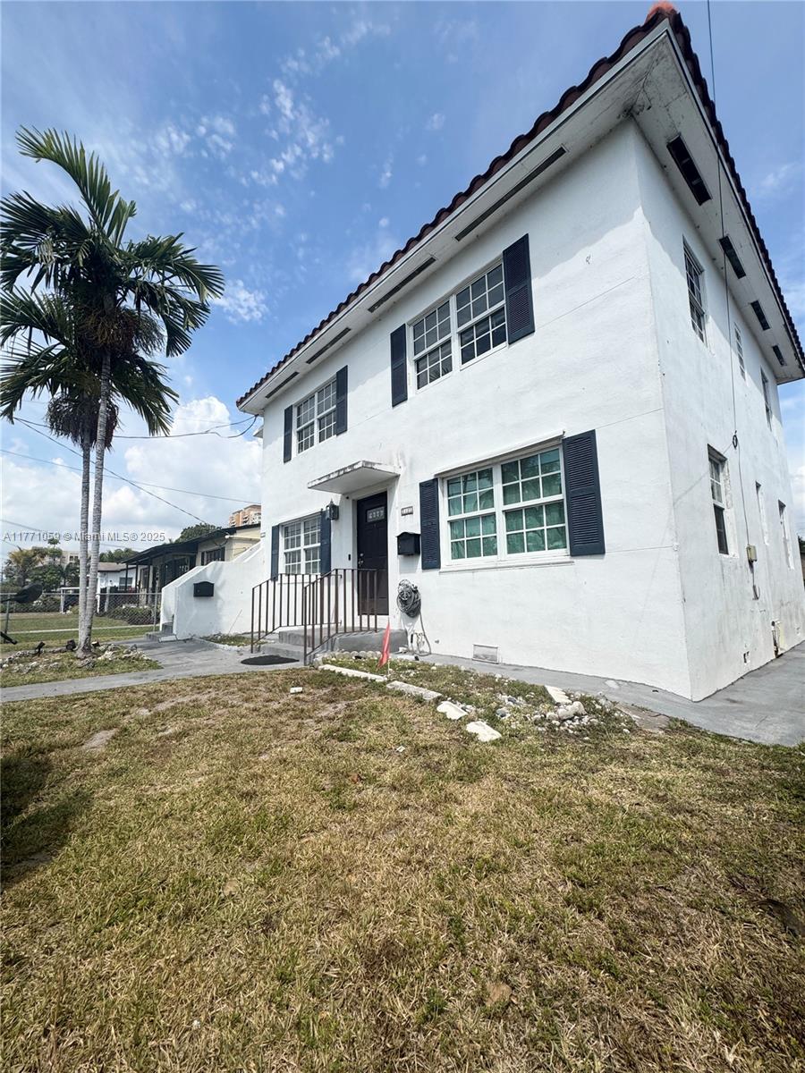 Charming two-story duplex located near the centralized and highly sought-after Miracle Mile area. Each unit features 2 bedrooms, 1 bathroom, central A/C, and access to a spacious shared yard. A shared washer and dryer add convenience for tenants. Both units are currently rented with strong rent rolls and reliable tenants in place, making this a fantastic investment opportunity.