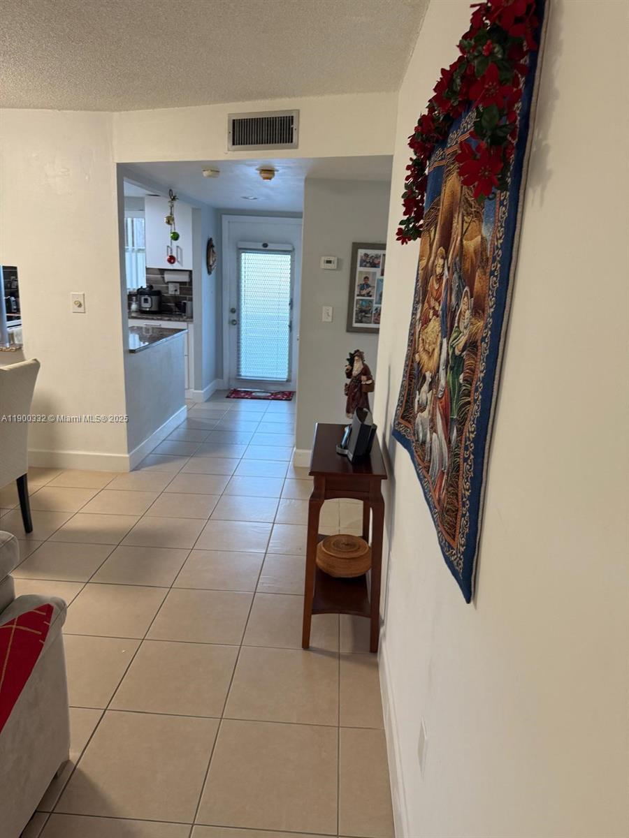 2900 N Pine Island Rd 209