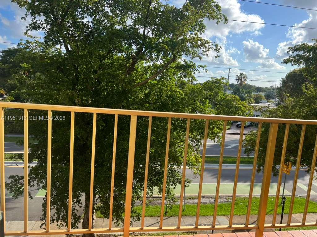 ROYAL POINCIANA CONDO - Residential