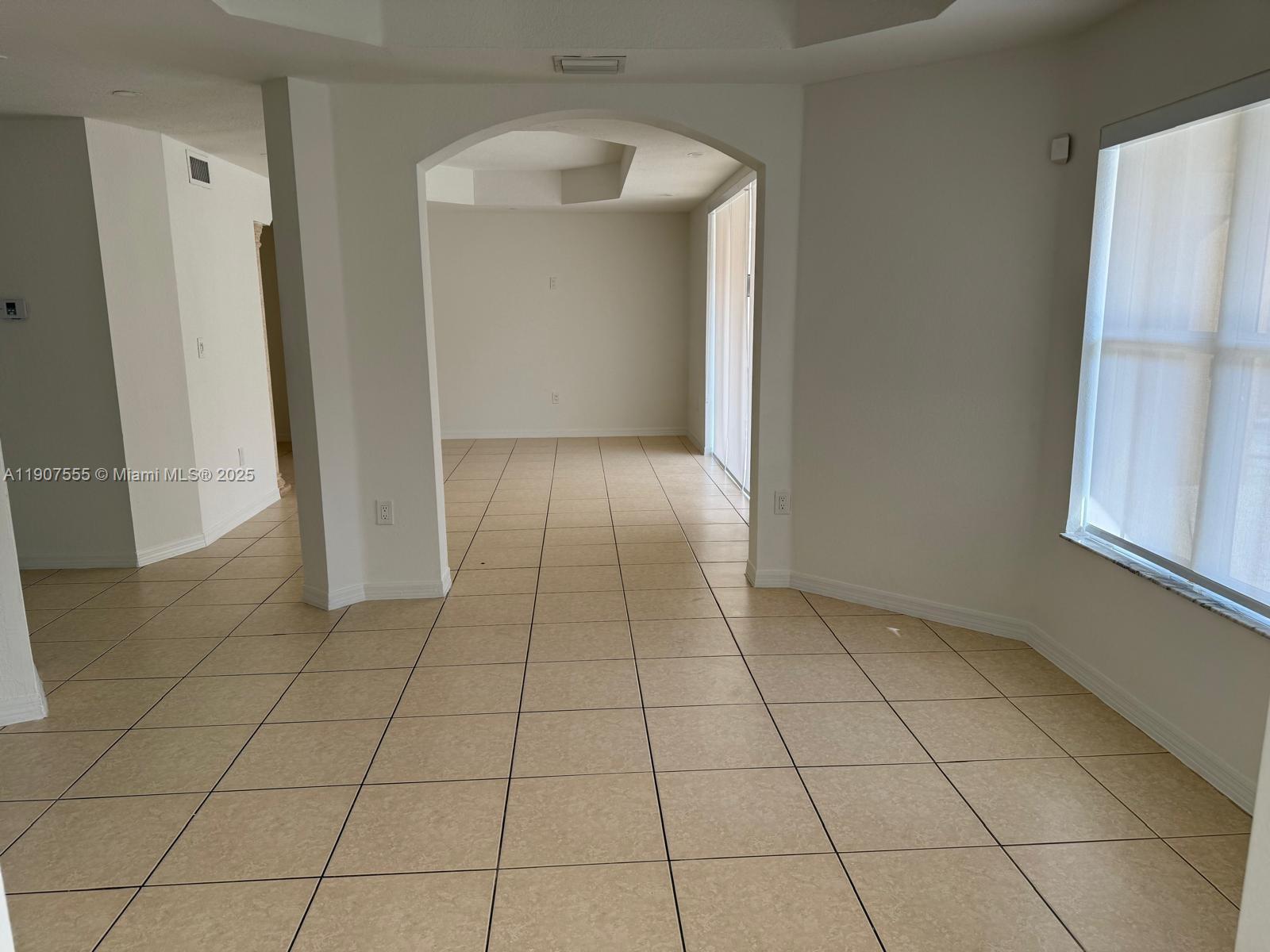 VENETIAN ISLES - Residential Lease