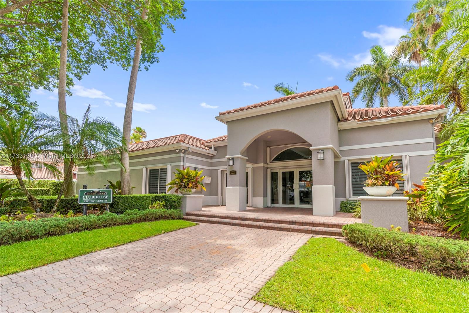SILVER LAKES NORTH - Residential