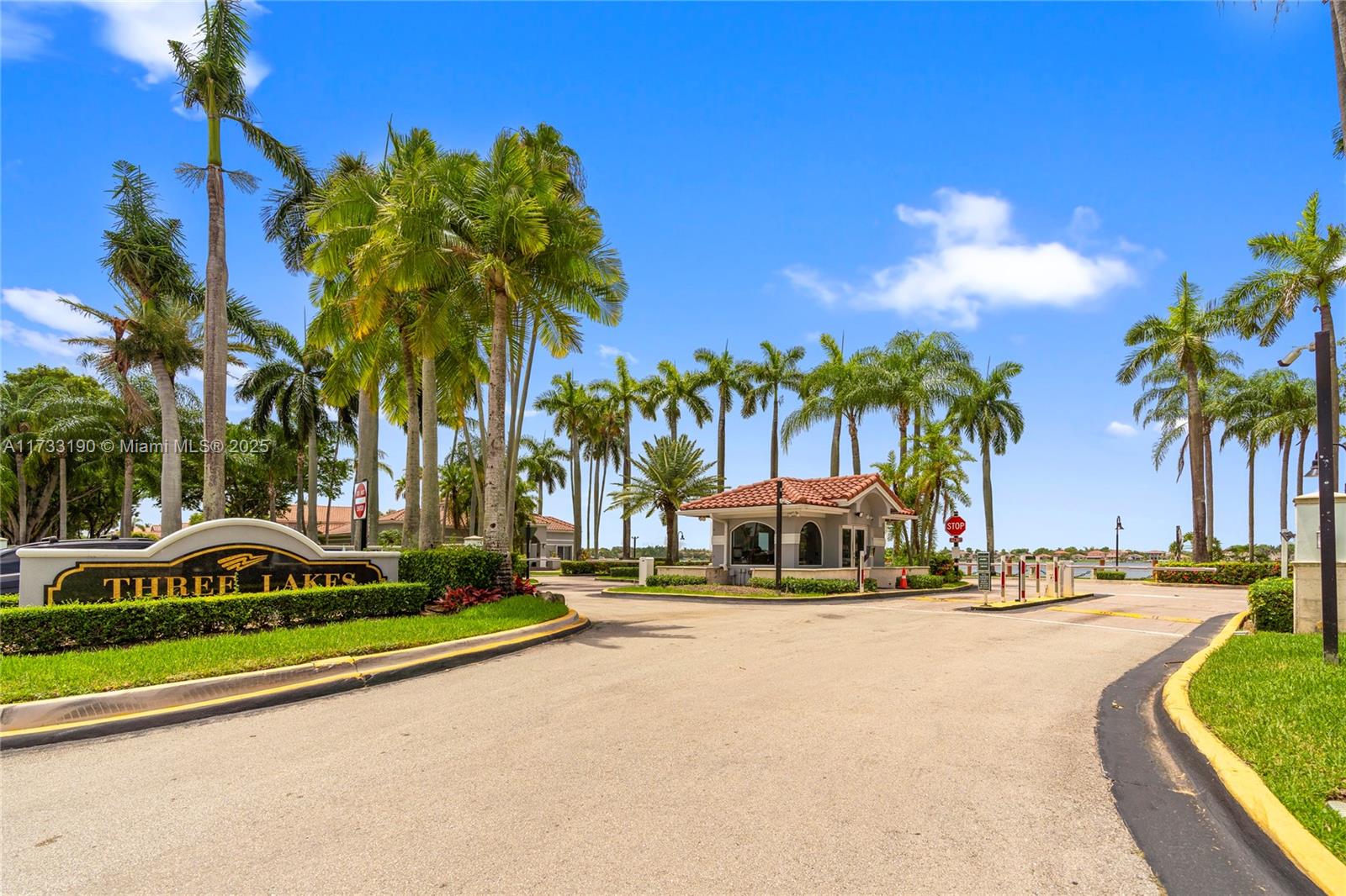 SILVER LAKES NORTH - Residential