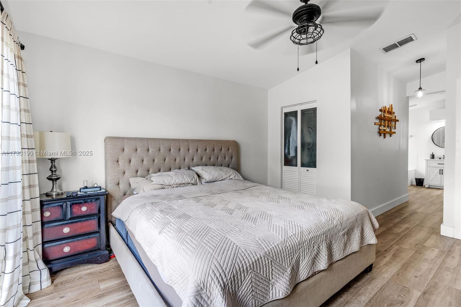 SILVER LAKES NORTH - Residential