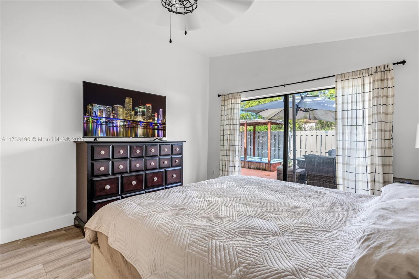 SILVER LAKES NORTH - Residential
