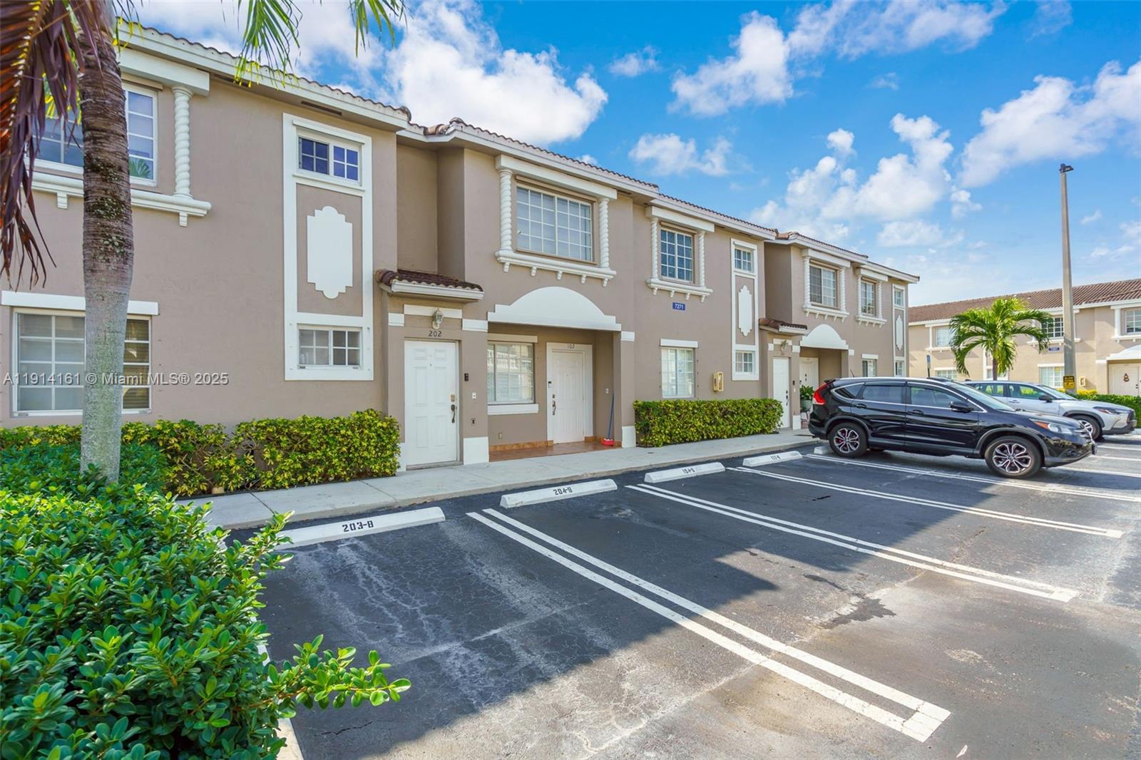 GARDEN VIEW VILLAS HOMES - Residential