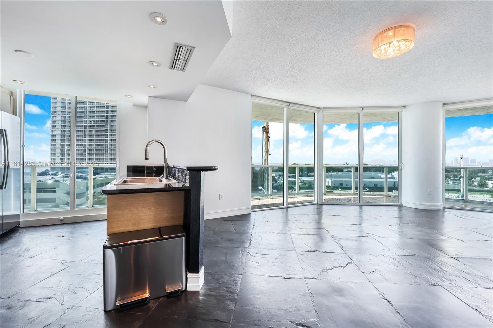 THE BRIDGEWATER CONDO - Residential Lease