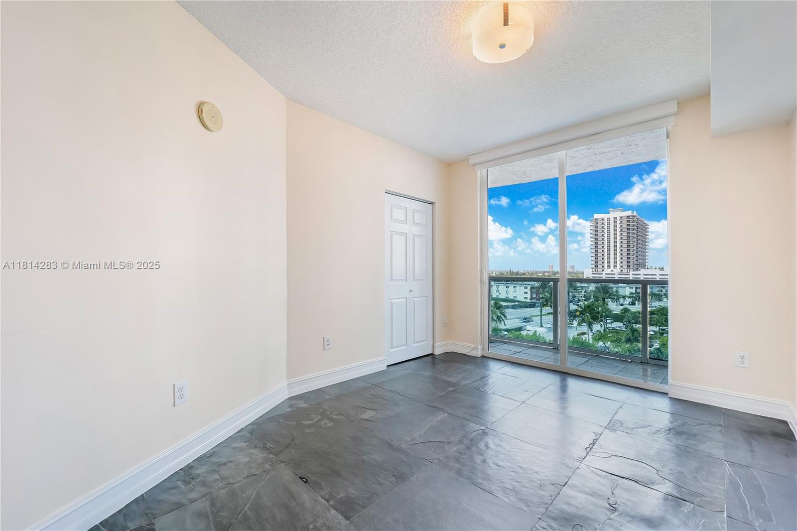 THE BRIDGEWATER CONDO - Residential Lease