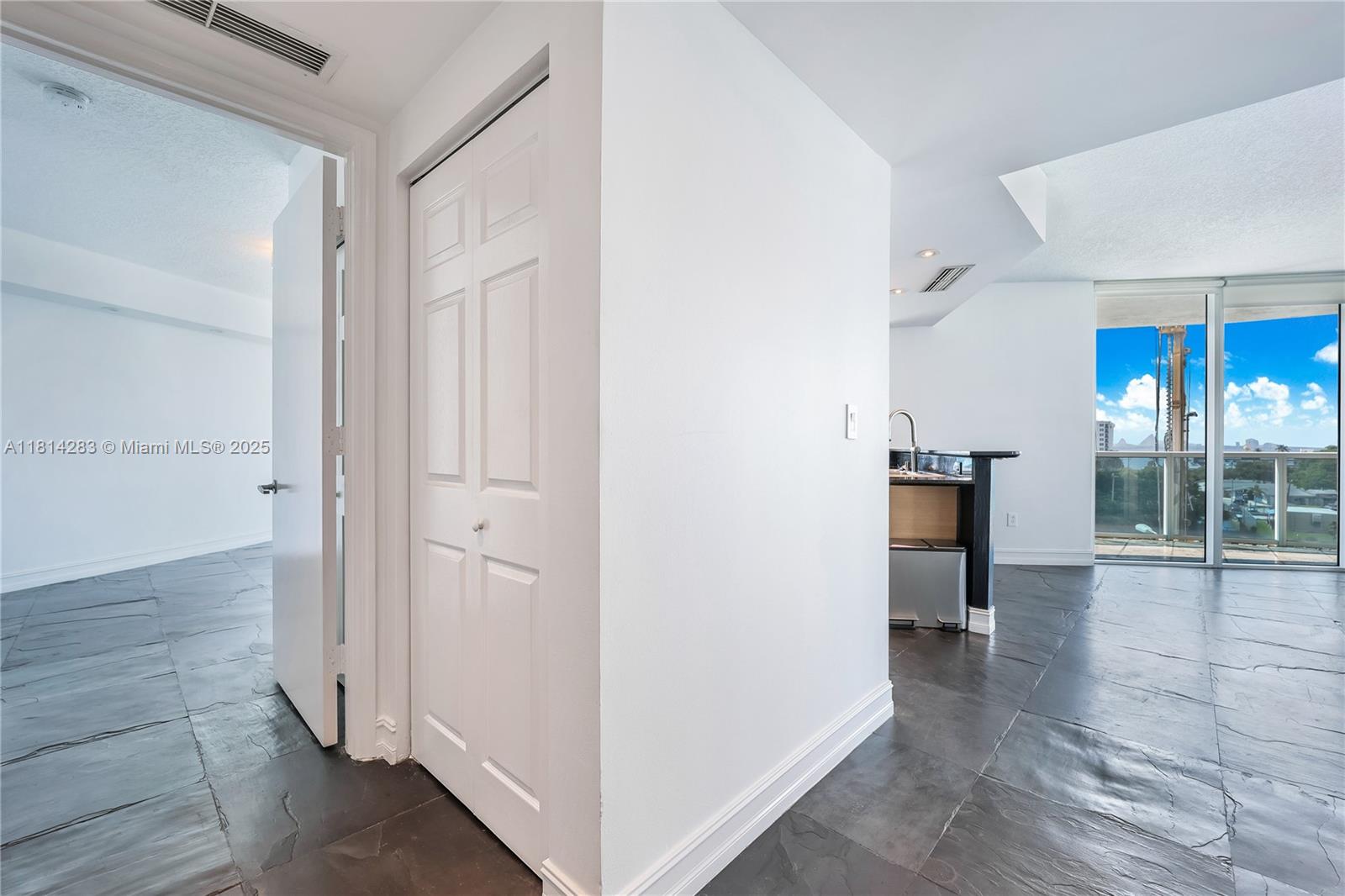 THE BRIDGEWATER CONDO - Residential Lease