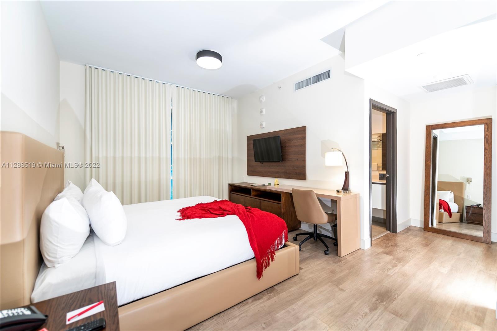 COSTA HOLLYWOOD CONDO - Residential