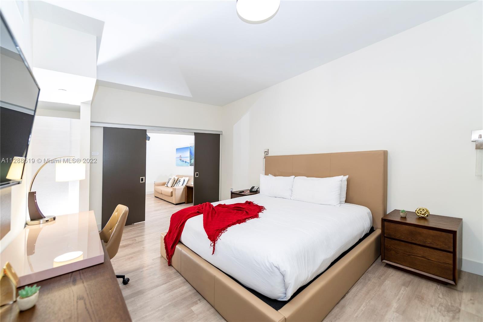 COSTA HOLLYWOOD CONDO - Residential