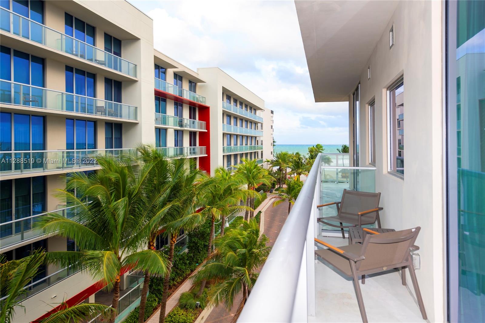 COSTA HOLLYWOOD CONDO - Residential