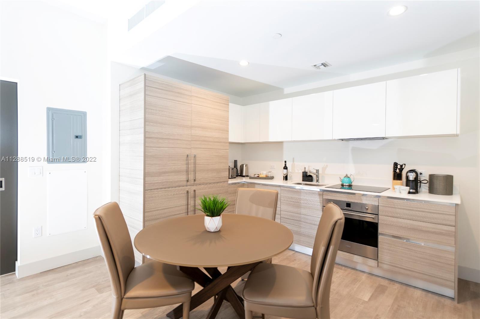 COSTA HOLLYWOOD CONDO - Residential
