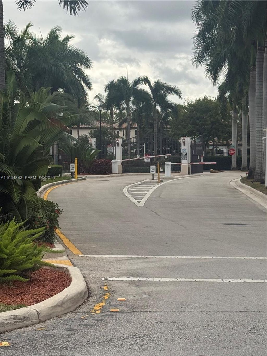 Photo of 9044 SW 39th St #9044, Miramar, FL 33025 (MLS # A11944343)