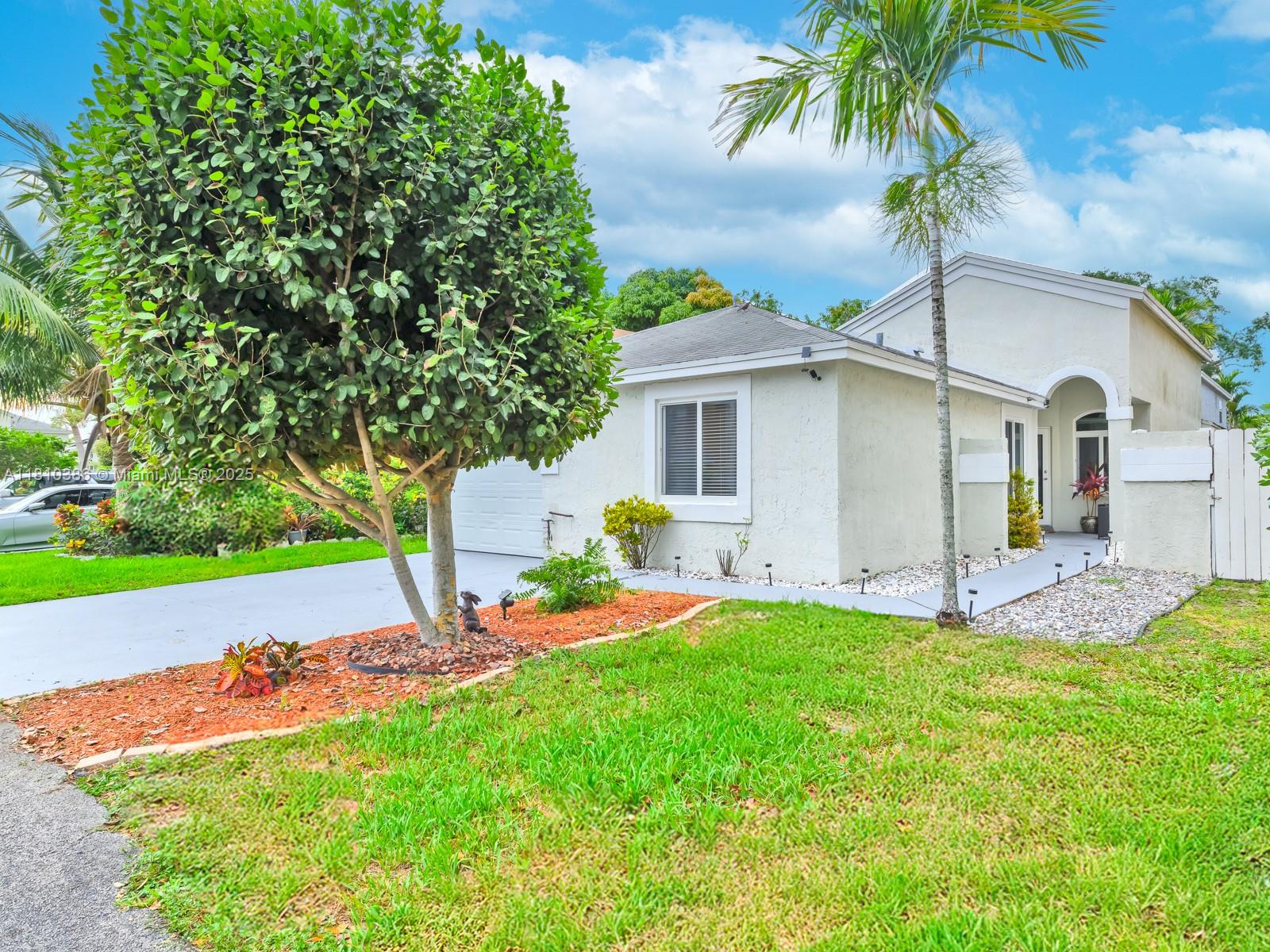 RIVER RUN GARDEN HOMES - Residential