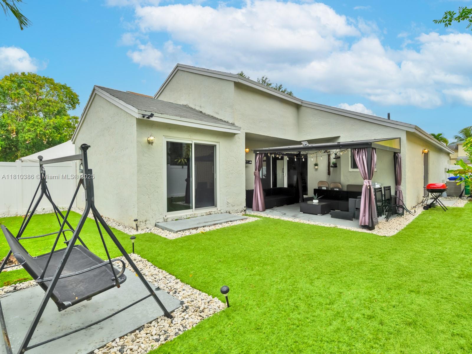 RIVER RUN GARDEN HOMES - Residential