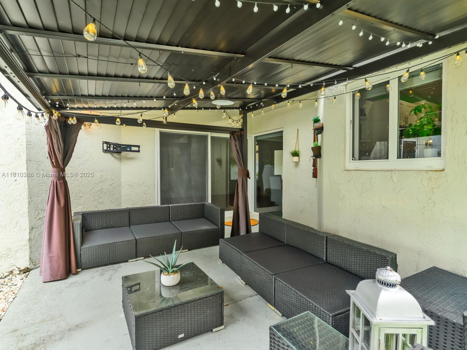 RIVER RUN GARDEN HOMES - Residential