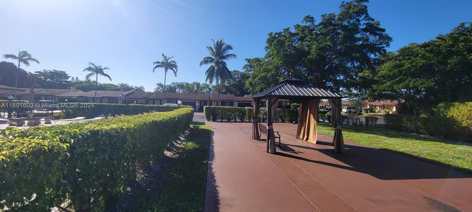 GARDEN PATIO VILLAS - Residential