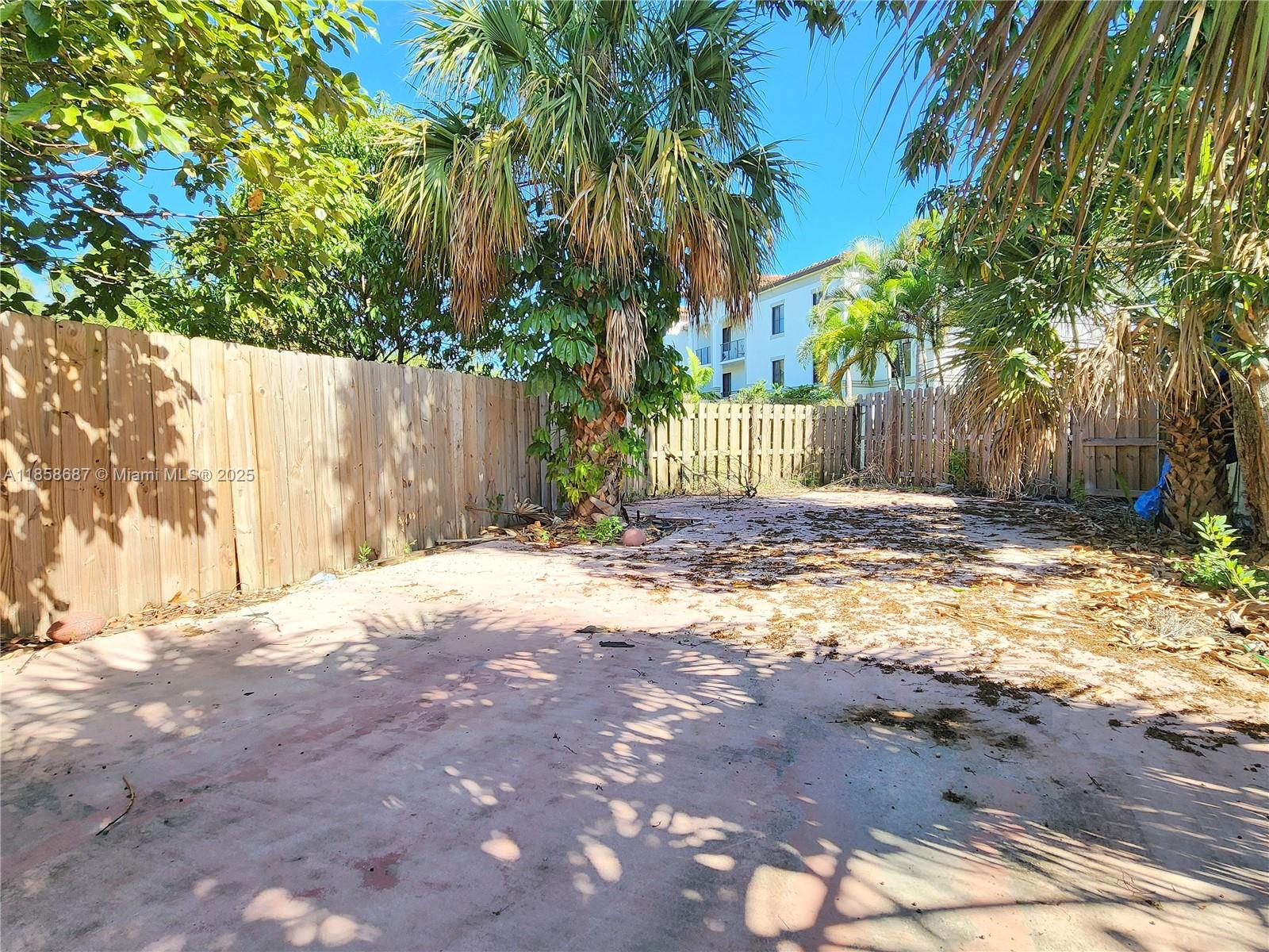 NORTHPOINTE AT THE CALIF - Residential